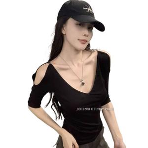 Spicy Girl Design V-Neck Off-Shoulder Mid-Sleeve T-Shirt 2025 New Summer Solid Color Slim Fit Half-Sleeve Base Shirt
