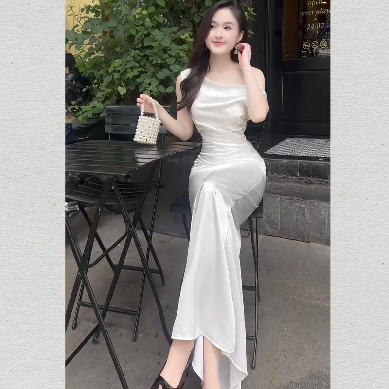 Váy Lụa Đuôi Cá Lệch Vai Dáng Dài Nhấn Eo Có Mút Mặc Đuọc Nhiều Kiểu Phong Cách Sang Trọng Nhẹ Nhàng Dành Cho Nữ Đi Tiệc Dress Women Voi - XS258 Sen