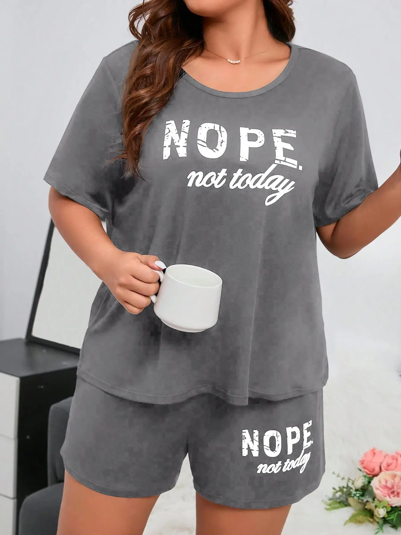 【Plus Size】 Letter Print Tee & Shorts Loungewear Set, Casual Comfy Round Neck Short Sleeve T-shirt & Shorts Pj Set, Women's Sleepwear for Summer, Pajamas, Pajama Sets Women
