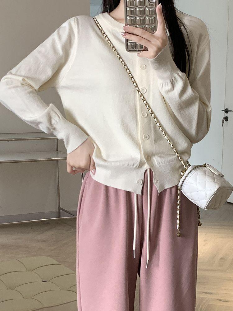 Product Introduction of Áo Cardigan Dệt Kim Mỏng, Mềm Mại Và Mới, Dành Cho Phụ Nữ, Phong Cách Hàn Quốc, Cổ Tròn, Dáng Rộng Vừa Vặn, Áo Khoác Len Mặc Bên Ngoài Ngắn, Đầu Mùa Thu, K016 12