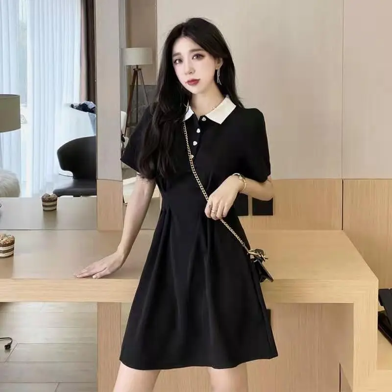 Váy Đen Nhỏ Phong Cách Hepburn, Quần Áo Nữ, Cổ Polo Nhỏ Độc Đáo, Váy Bó Sát Eo, Màu Đen, Hàng Mới Về Cho Mùa Hè 2022, Màu Đen, Phong Cách Nữ
