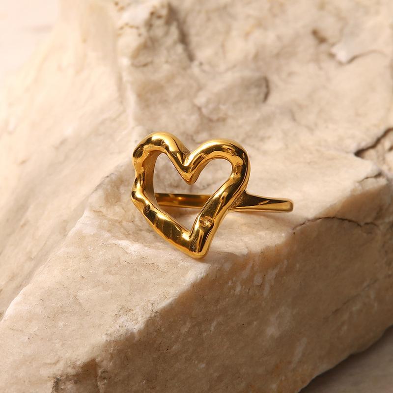 Product Introduction of Gold-Plated Non-Fading French Style Ring for Women, Designer Niche Ins Blogger Same Style Hammered Heart Light Luxury Titanium Steel Gold-Plated Non-Fading Ring 6