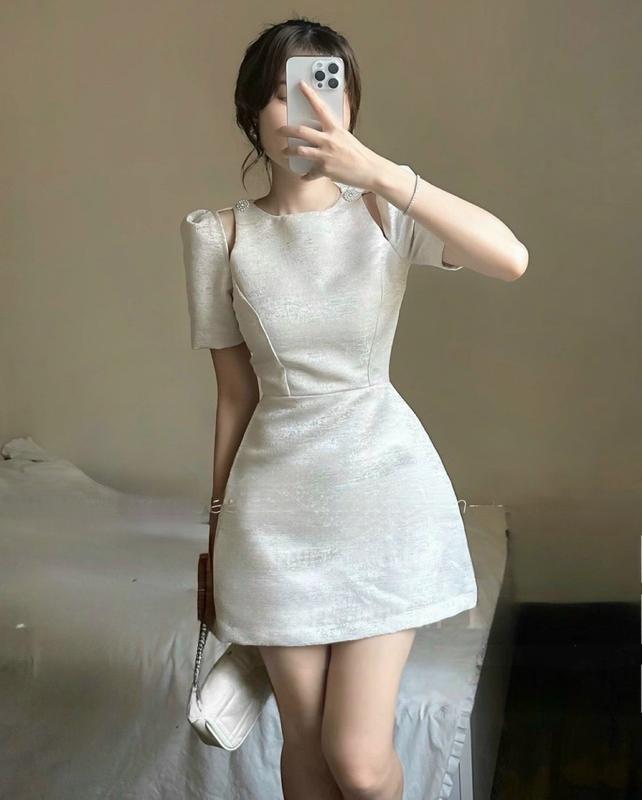  Đầm dự tiệc hở vai kèm tag đá Bling Dress Nữ Kem Trắng Women 