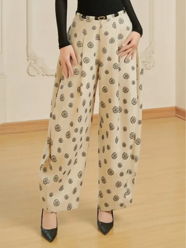 Áo dài tay hai lớp đính charm ở vai Echo Top, Quần nữ dáng bom hoạ tiết hoa hồng Bruno Pants -NAROOM Women 5