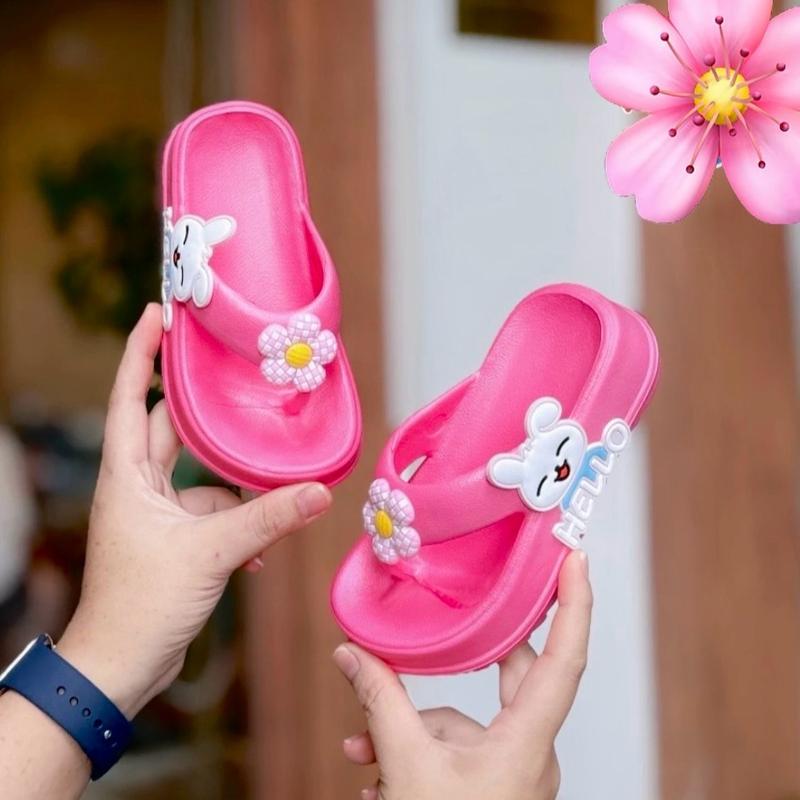 Dép Tông Sỏ Ngón Bé Gái. Dép Lê Trẻ Em Gắn Hình Ngộ Nghĩnh Siêu CuTe . Êm Mềm Chống Trơn Trượt déptreem m phù hợp cho bé 7.5-8 tuổi mùa hè dép bánh mì gấu dâu la của 8