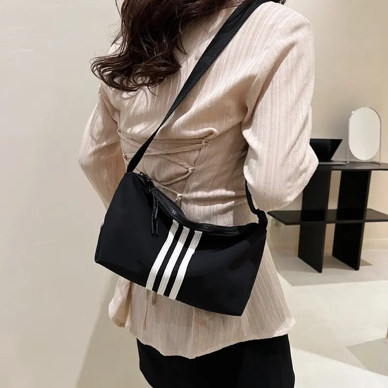 Túi Vải Nylon Oxford Cho Nữ, Túi Đeo Chéo 3 sọc Vai, Thường Ngày, Thể Thao, Hobo, Túi Kẹp Nách Mỹ, Mới Đeo Vai Bag Kem Tote Da túi  3  sọc 1