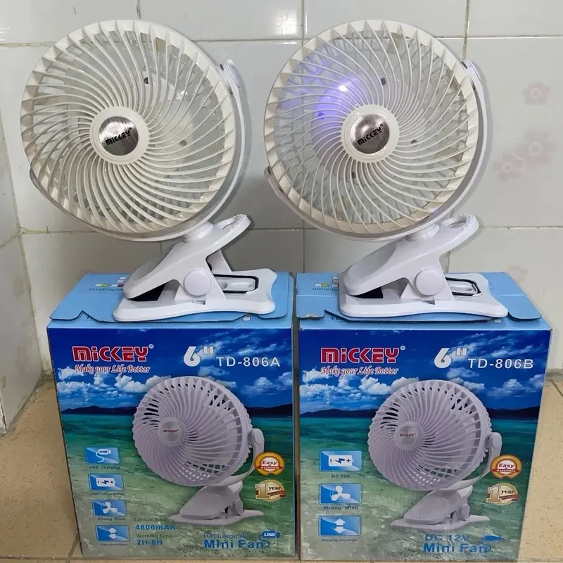 ￼RẺ VÔ ĐỊCH - QUẠT SẠC MICKEY TD-806A 4