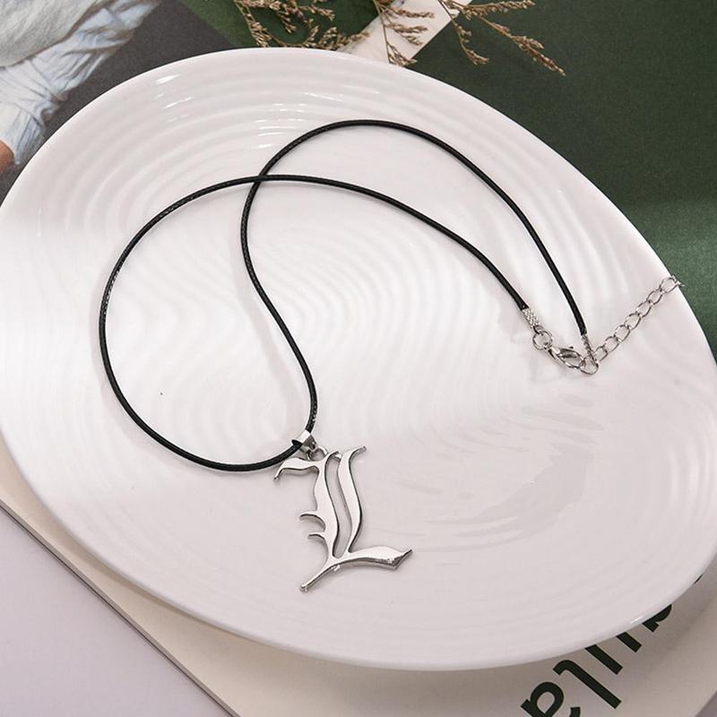 Product Introduction of New R Pin Anime Peripheral Death Note Logo Alloy Necklace Fashion Pendant Gift For Fans Friend 21