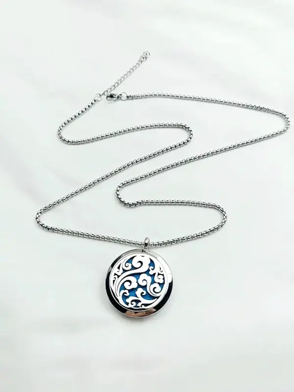 Vintage Hollow Cloud Pattern Pendant Necklace For Men & Women, Chain Necklace, Stainless Steel Jewelry 8