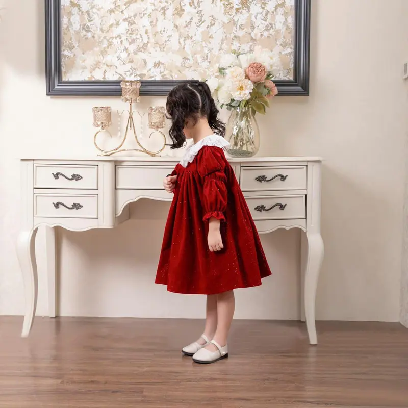 Váy nhung nhũ màu dỏ phối ren trắng cổ cho bé gái từ 10-40kg 2