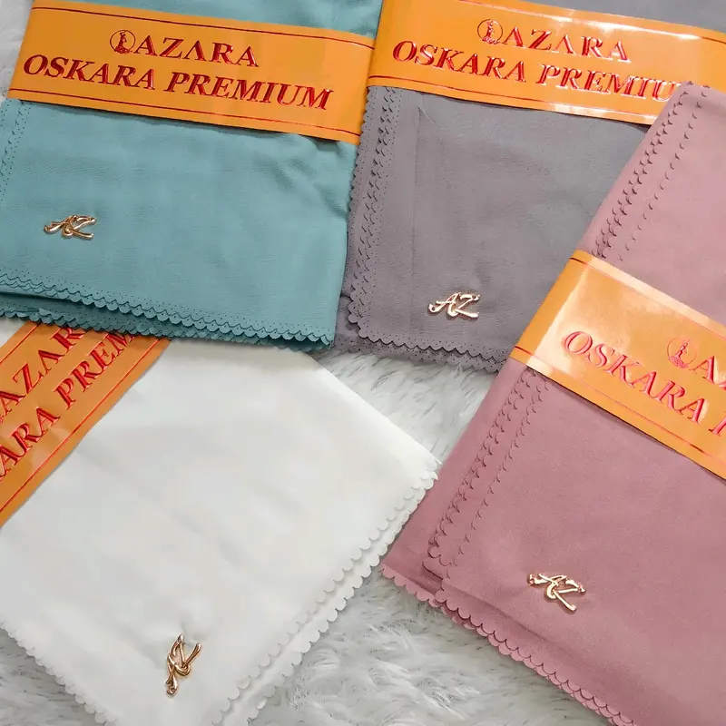 Paket usaha isi 5 jilbab segiempat voal polos Azara metal logo 3