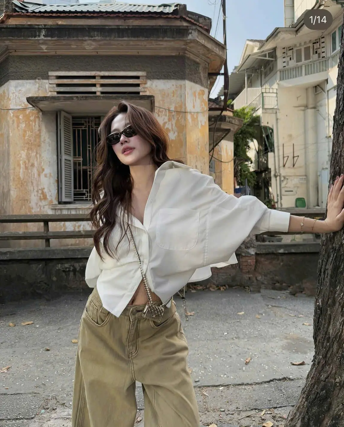 Áo Sơ Mi Croptop Dáng Rộng, Áo Somi Kiểu Dây Buộc Lưng Tay Rộng Chất Vải Thô Nến Miho House | BigBuy360 - bigbuy360.vn Áo Sơ Mi Croptop Dáng Rộng, Áo Somi Kiểu Dây Buộc Lưng Tay Rộng Chất Vải Thô Nến Miho House | BigBuy360 - bigbuy360.vn