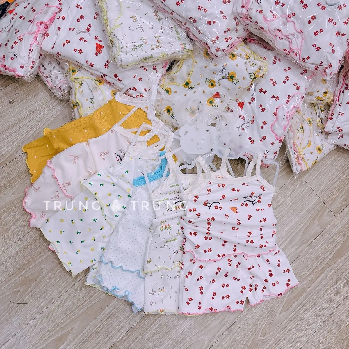 (Trứng 4-11kg) Đồ bộ mặc nhà cotton đùi hai dây cho bé gái được chọn màu