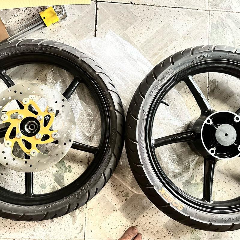 Combo bánh xe bánh mâm vành xe 5 cây winner v1 Winner x winner v3 v4 gắn như zin ae cần abs thêm lồng lh. 1.6 1.85.phụ tùng xe máy. Phụ Kiện