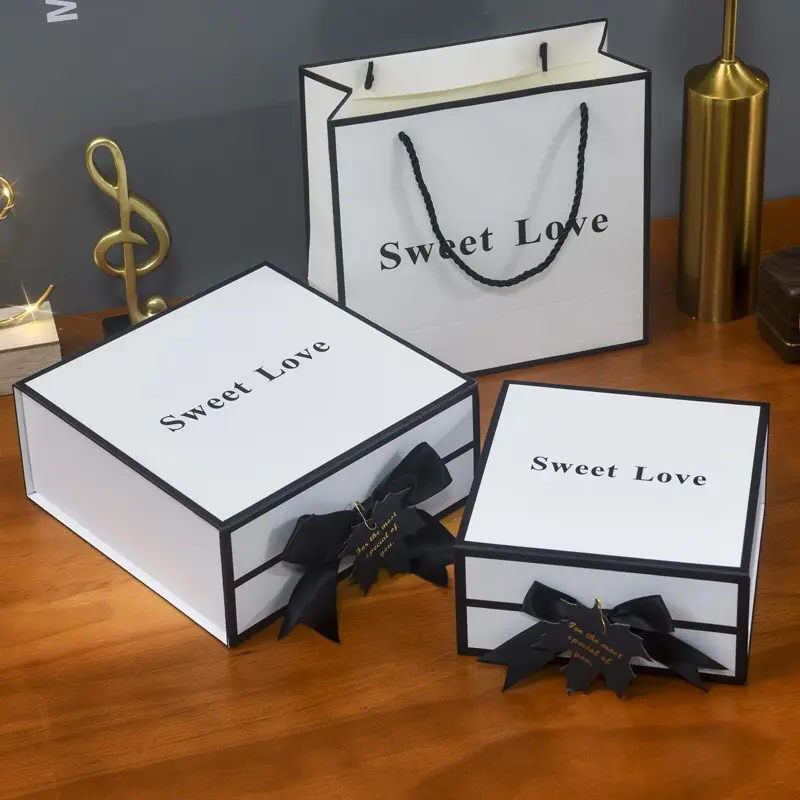 | 20*15*8 cm |Combo Hộp Quà tặng Sinh Nhật, Valentine Sweet Love, Hộp Kèm Túi Giấy, Giấy Rơm sang trọng 1