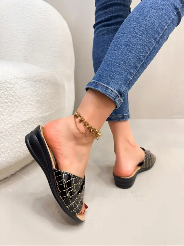 Women's Fashionable Crocodile Embossed Flat Sandals, Casual Comfortable Slingback Sandals for Beach, Fashionable Shoes for Daily Wear, Girl 5