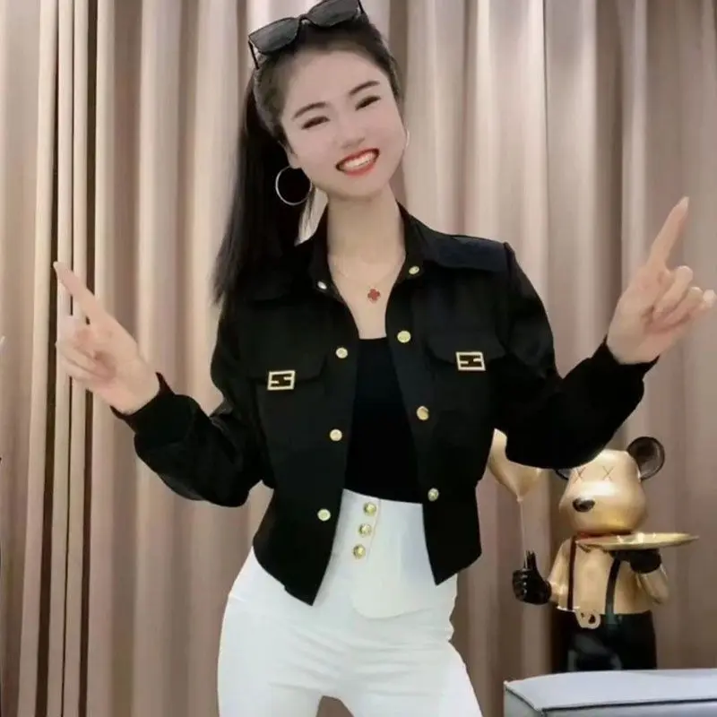 Áo Khoác Bó Sát Thiết Kế Tinh Tế Phong Cách Hàn Quốc, Một Hàng Cúc, Cao Cấp, Thời Trang, Thanh Lịch, Mới Cho Năm 2024