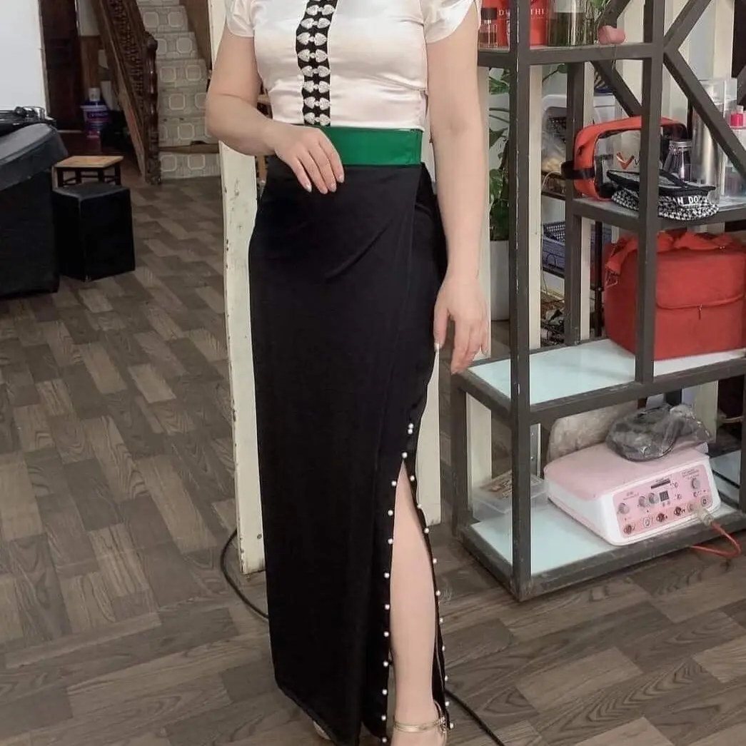 Váy mặc với áo cóm truyền thống dân tộc thái Nữ Women Dress