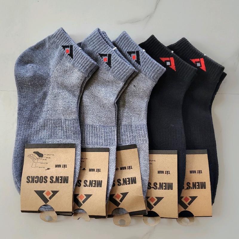 Combo 10 đôi tất Nam Cổ Ngắn Bo Chun Logo T&T Mix 2 Màu ĐEN + GHI Đơn Giản Độ Dày Vừa Phải Lưới Thoáng Khí Khử Mùi Đến Mắt Cá Chân Hàng VNXK