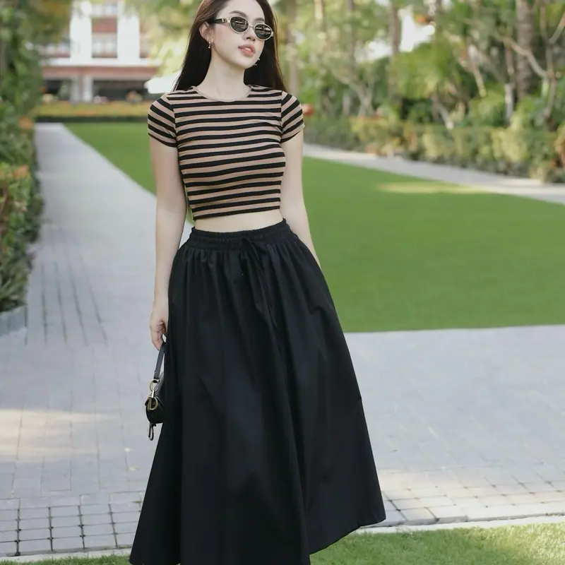 Áo thun sọc Khanhanclothing cho nữ cổ tròn 2
