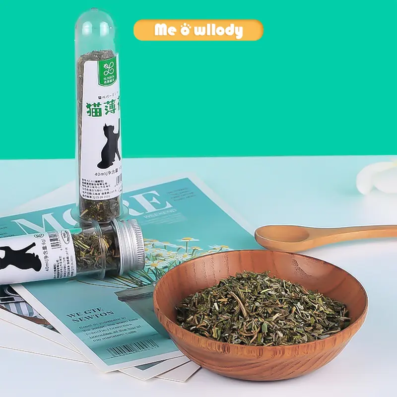 Catnip Alami 40ml dalam Botol - Relaksasi, Kebahagiaan, dan Latihan untuk Kucing Anda 1