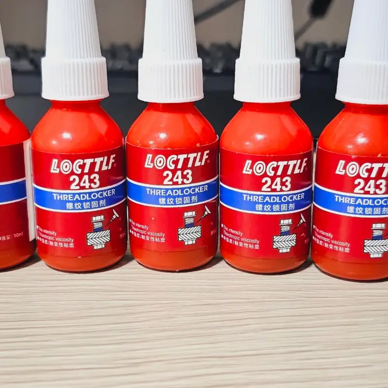 Keo khoá ren ốc, chống xoay tuông răng ốc dĩa khi di chuyển ở tốc độ cao 10/50ml 5