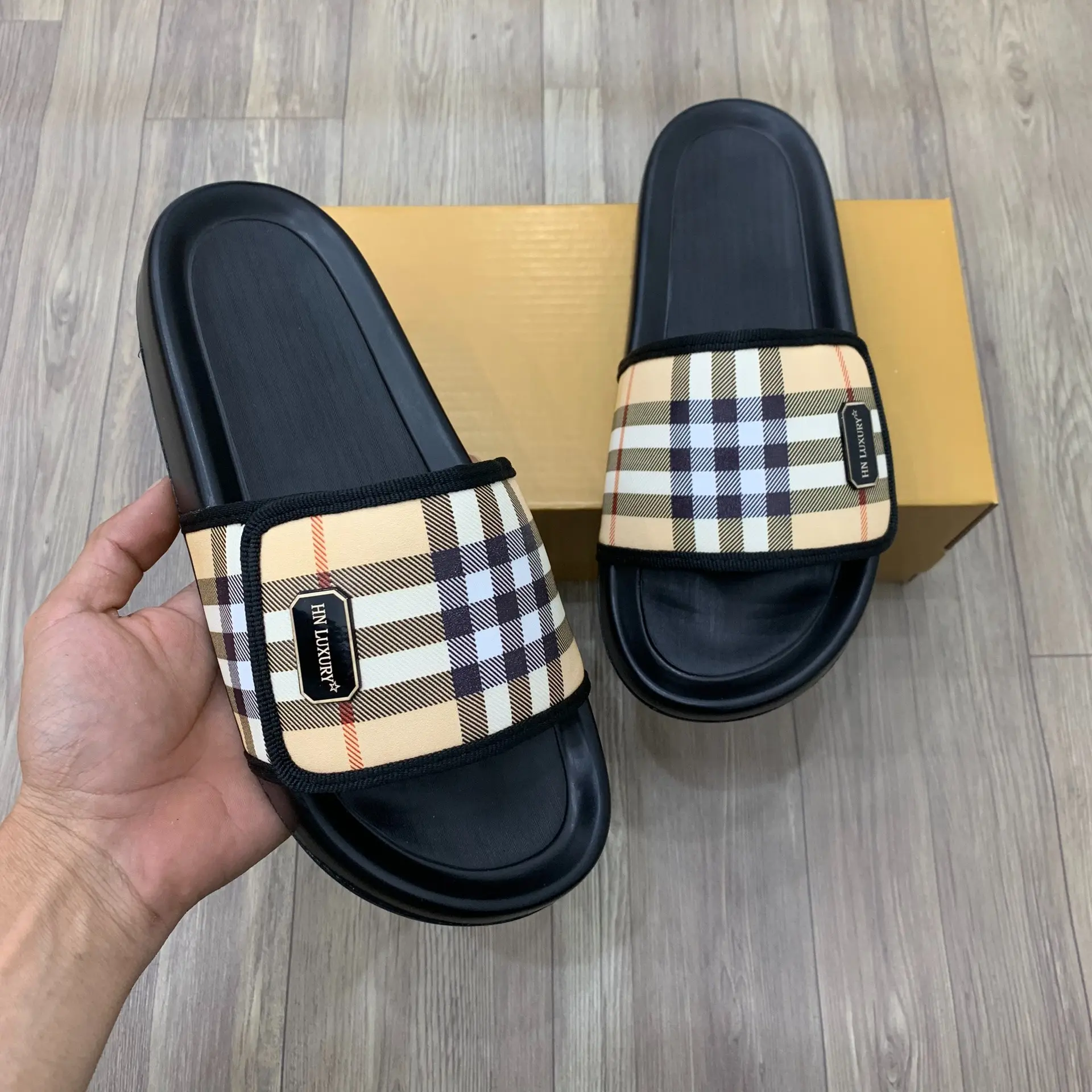 Dép Nam Nữ BBR1 Quai Ngang in uv Sắc Nét Đế 3cm Size 38-42 Có Hộp-Free Ship