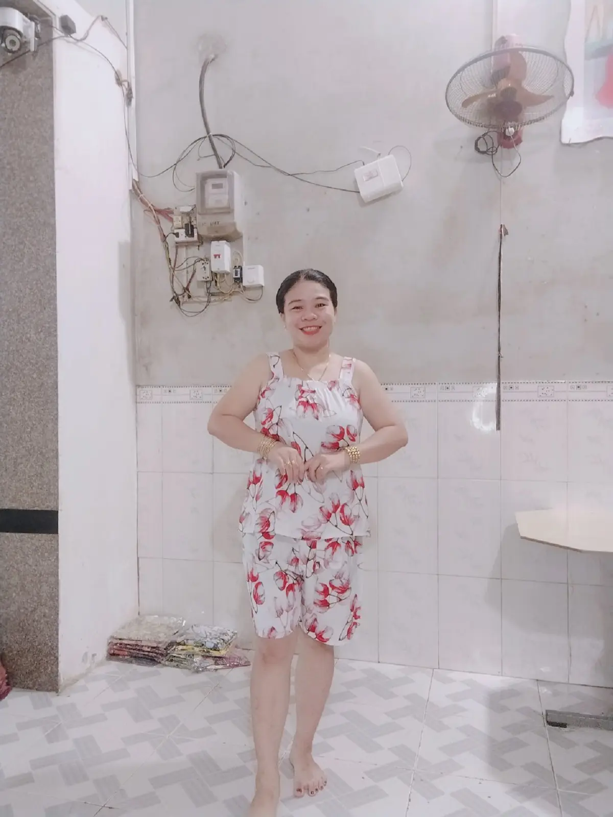 QUẦN ĐÙI TÔN 2 DA MÙA HÈ HÌNH THÚ VÀ BI Nữ Women Top Voi Sen