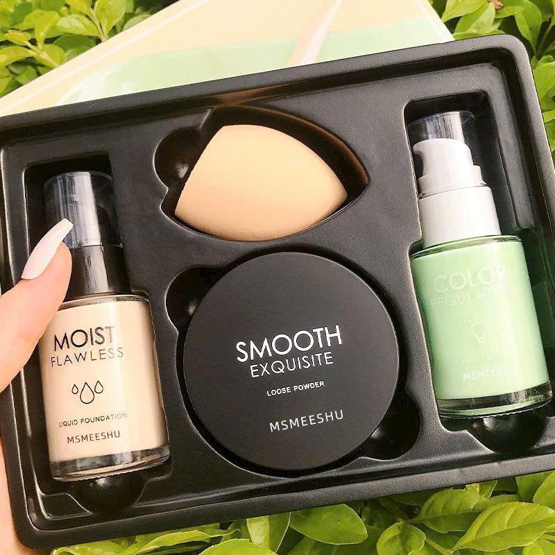 Sét make up hanru gồm kem nền kem lót phấn phủ và bông tán