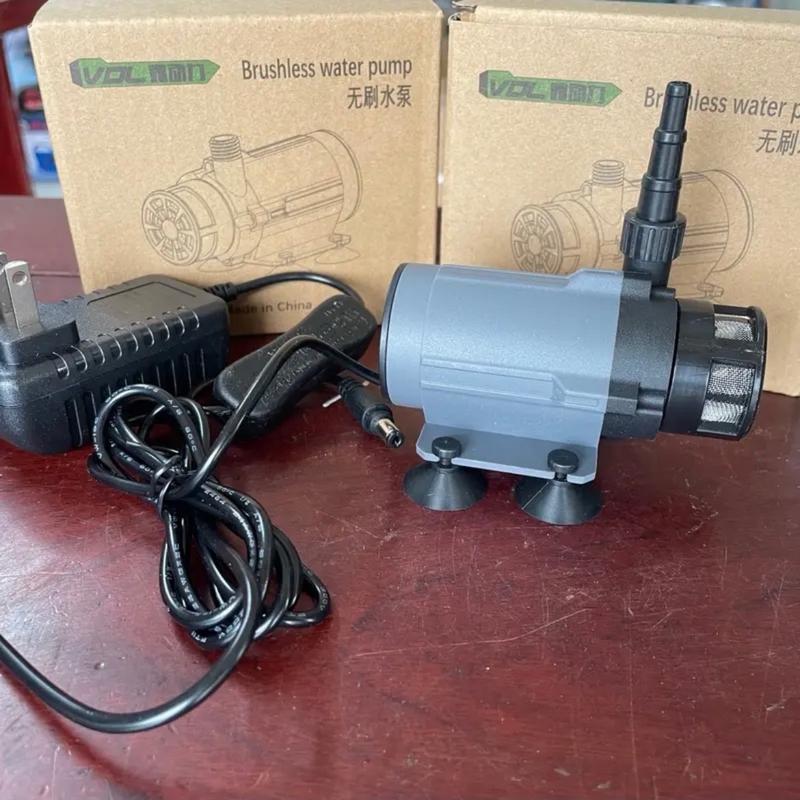  Máy bơm mini 12V không chổi than dùng bơm nước cho máy cắt rãnh tường máy xẻ đá máy khoan rút lõi bê tông 10m 