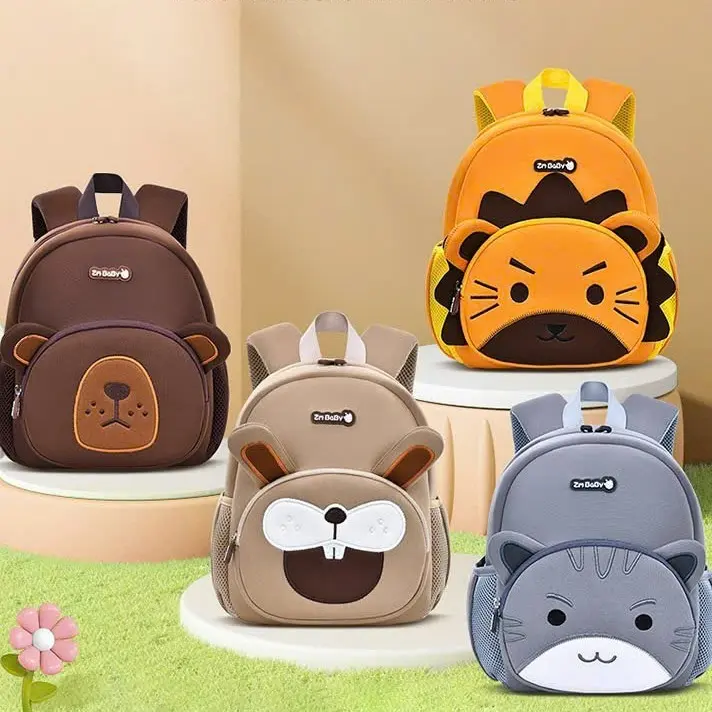 Balo cho bé mầm non 2- 5 tuổi hình in, mềm mại kèm dây chống lạc