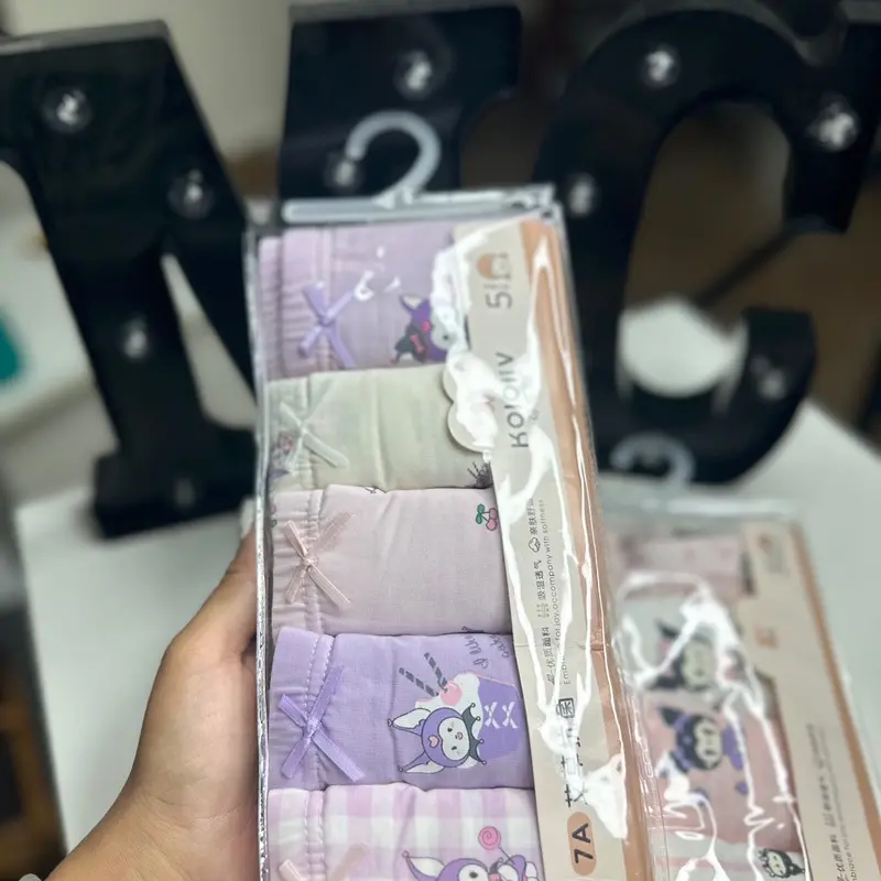 Quần chip cho bé gái chất siêu đẹp 0