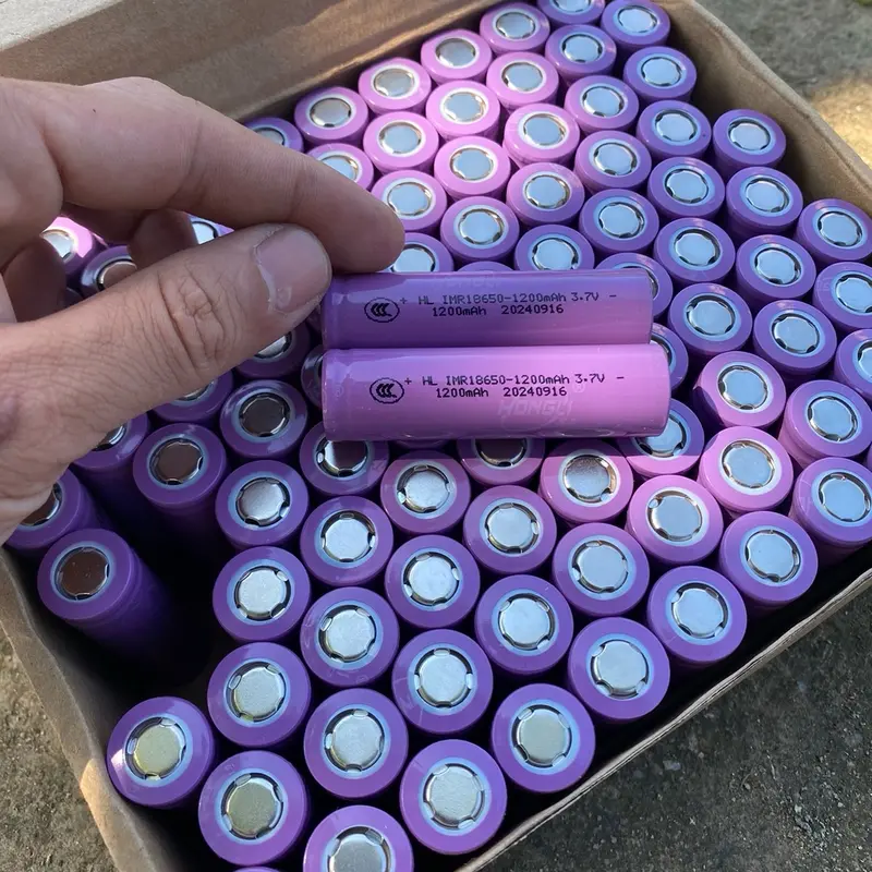 Pin HL dung lượng 1200MAH - 18650 15k/1pin 4