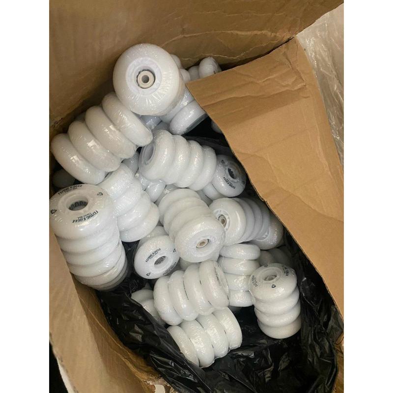 Bánh đèn giày patin phát sáng cao cấp size từ 64 đến 80mm có thể phối 2 màu 2 kích thước