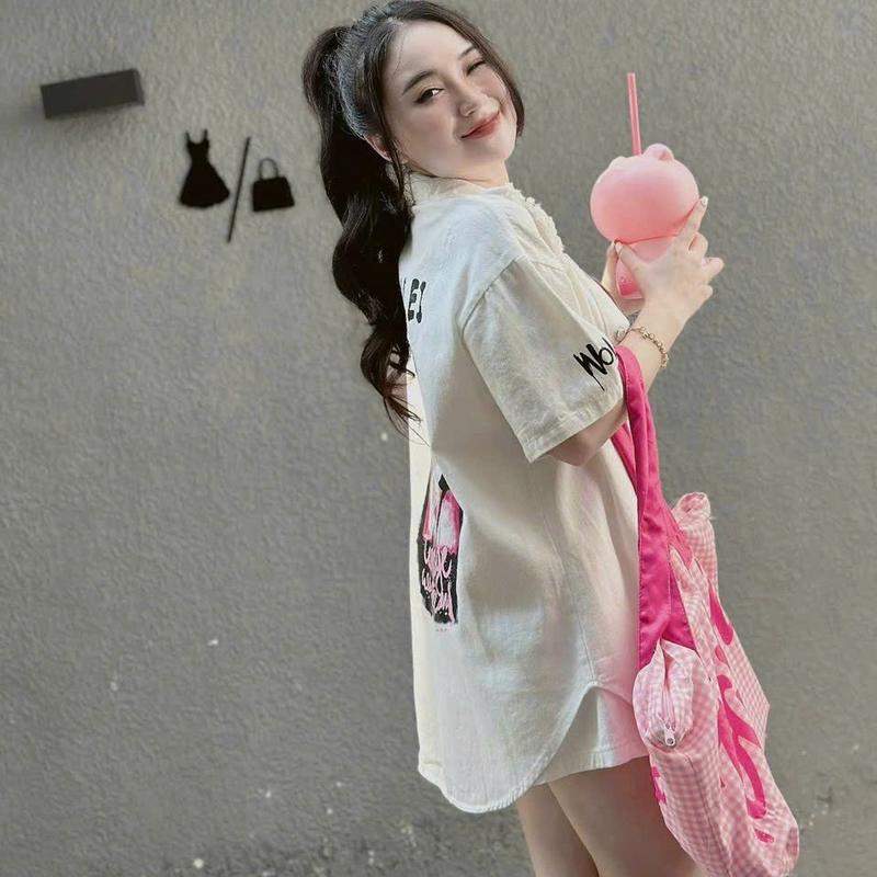 Product Introduction of Sét bộ kaki kèm quần Đùi lưng thun thời trang .Áo in hoạt hình thời trang nữ Ms 120 Kem Women Top Đen Trắng 5