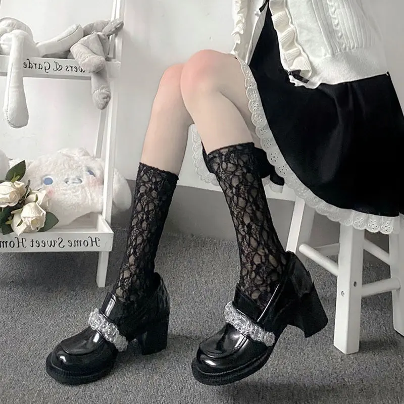 Vớ Mary Jane dành cho nữ, đen trắng, ngắn và dài, chất liệu Nhung, thiết kế khoét siêu mỏng, đi kèm với một cặp vớ Voi Women Kem 8