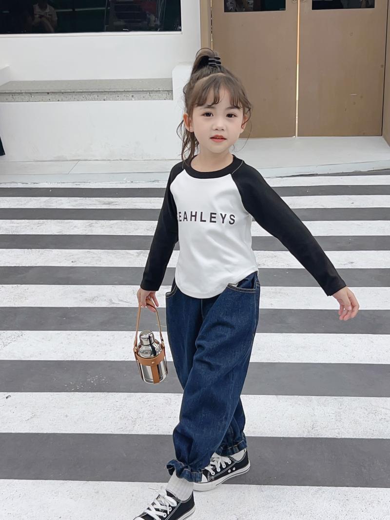 Product Introduction of [1488 Favorites] Girls' Stylish Long Sleeve Base Shirt Children's Spring and Autumn Fashion T-Shirt Baby Korean Style Top Autumn Outfit Girl Trend 12