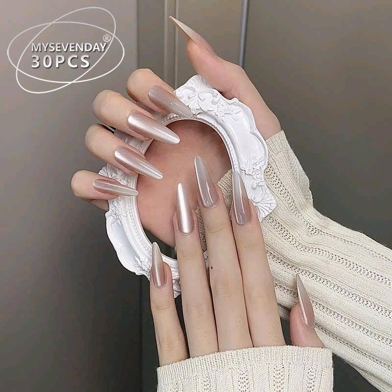 Mã M64_ Nail Box xinh đẹp bộ 24 móng tay giả dành cho Nữ + được kèm phụ kiện keo dán 1