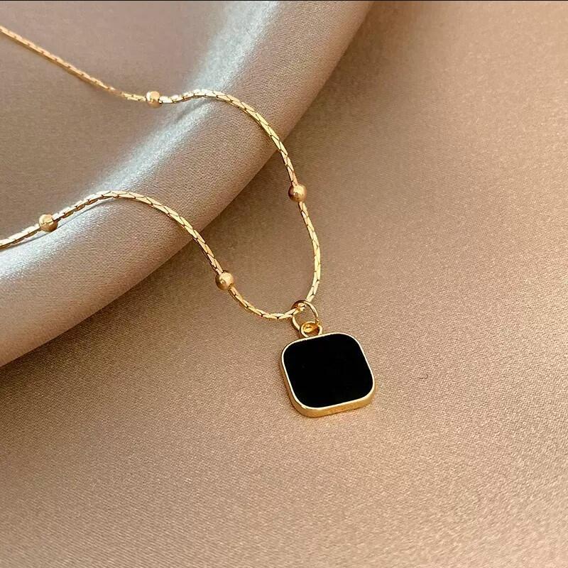 Product Introduction of Black Dark Geometric Square Necklace for Women's Light Luxury and Unique Design Sense Collar Chain 2025 New Instagram Hip Hop 0