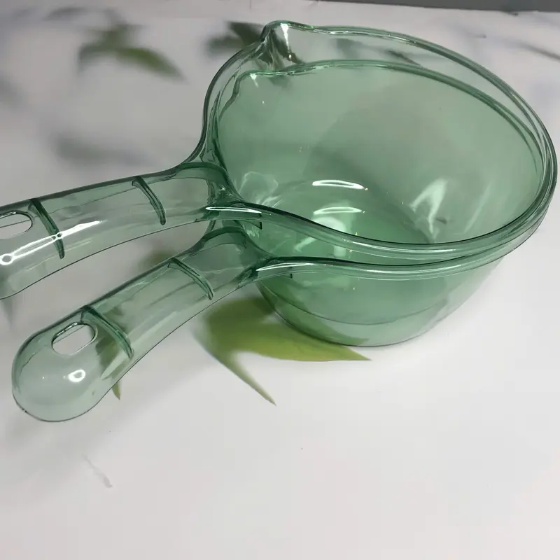 Combo 2 Ca Múc Nước Trong Suốt, Gáo Múc Nước Trong Suốt, Ca Múc Nước Nhà Tắm Nhựa PP Cao Cấp Có Quai Treo 6