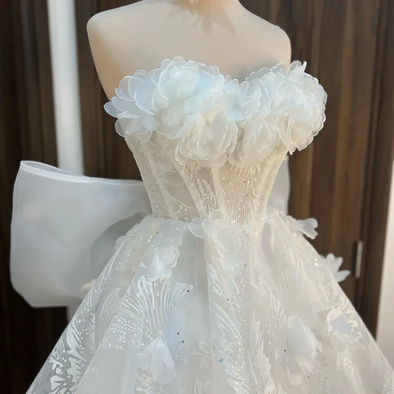 Váy cưới ngắn gắn nơ rời cực đẹp 3