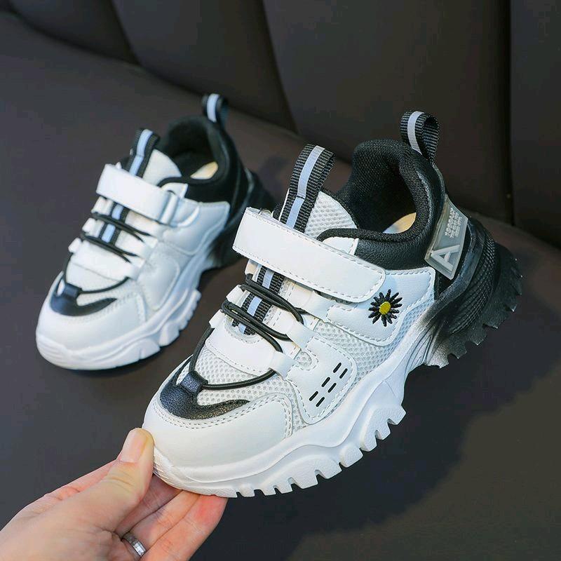 SEPATU SNEAKERS ANAK LAKI-LAKI CEWEK WANITA COWOK TERBARU KEKINIAN TREND TERMURAH UNTUK UMUR USIA 3 4 5 6 7 8 9 10 11 12 TAHUN/SEPATU SAPATU ANAK SEKOLAH TK SD SMP PEREMPUAN WANITA CEWEK COWOK TERBARU KEKINIAN TERMURAH USIA UMUR 3 4 5 7 8 9 10 11 12 TAHUN 3
