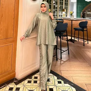 One set motif ss + hijab brand original shella saukia ZF 091