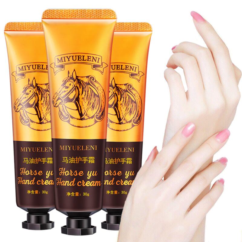 Product Introduction of Horse oil care hand cream, moisturizing skin, nourishing skin, no greasy autumn and winter cosmetics 0