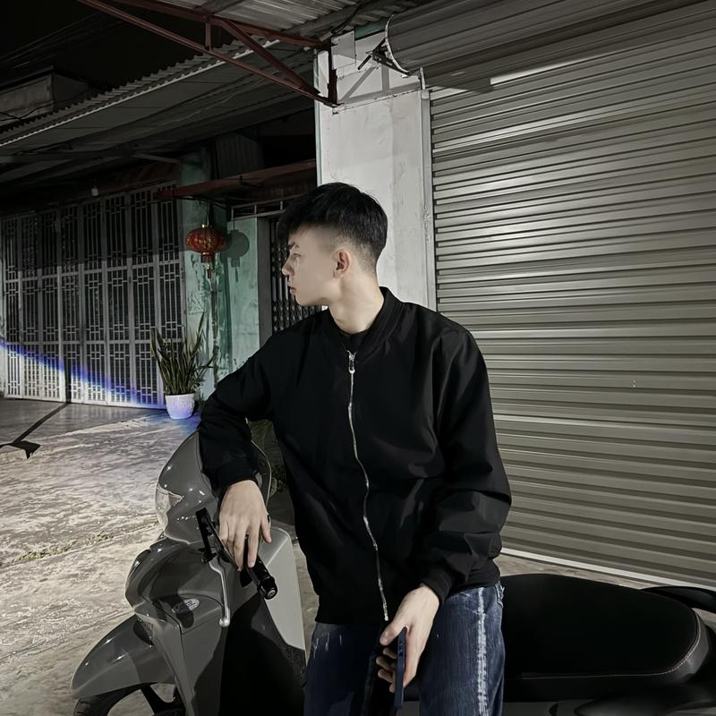 Áo Khoác Gió Đen TRơn Nam Đơn Giản Dễ Mặc , Dễ Phối Bo Gân Cao Cấp Menswear