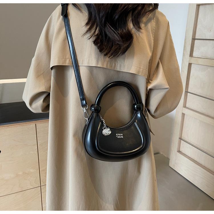 Product Introduction of Túi Lưỡi Liềm, Phong Cách Nam Chio2nd Haili Diary, Da Thật, Túi Xách Mùa Hè Cho Nữ, Túi Đeo Nhỏ Túi Messenger Đeo Vai, Thích Hợp Cho Nữ 27