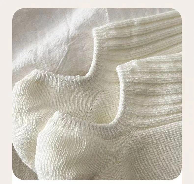 Product Introduction of 5/1Pairs of Short Socks Women's Summer Solid Color Black and White Simple Casual Low Cut Breathable Socks 6