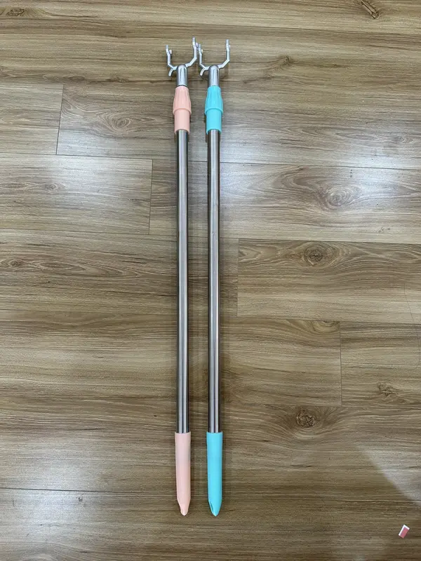 Gậy Inox lấy quần áo trên cao gậy  inox 3