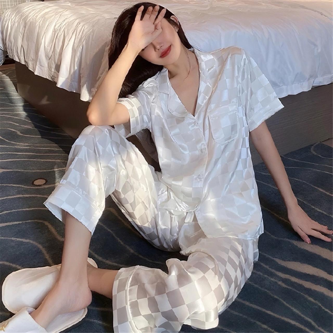 Trắng