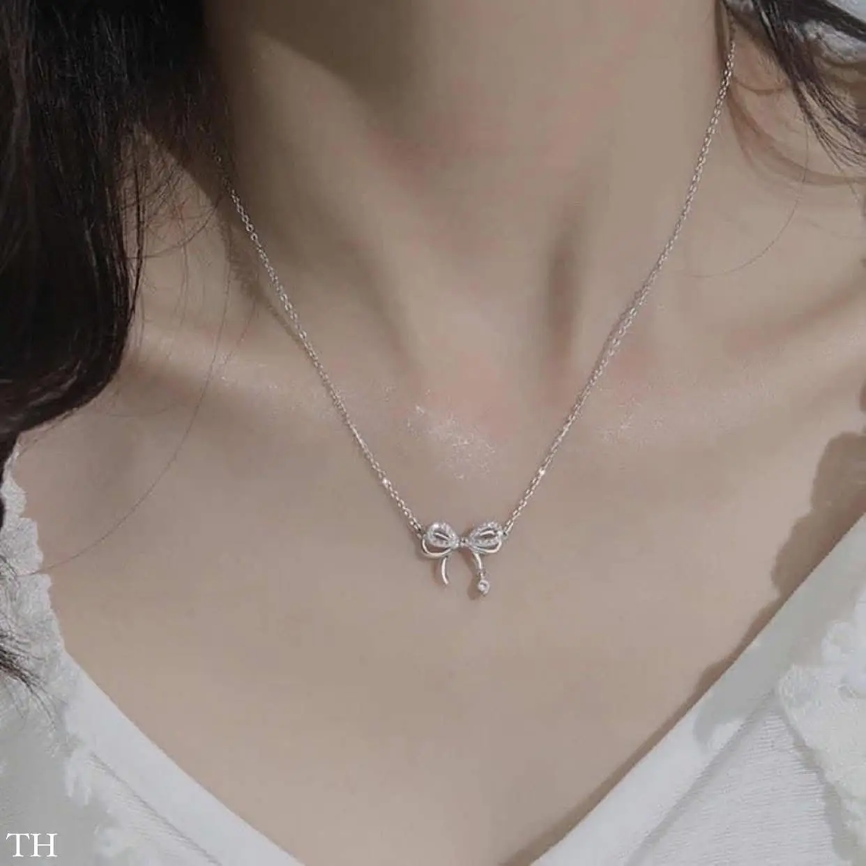 Dây chuyền liền mặt nơ bac ta , dây chuyền bac nữ